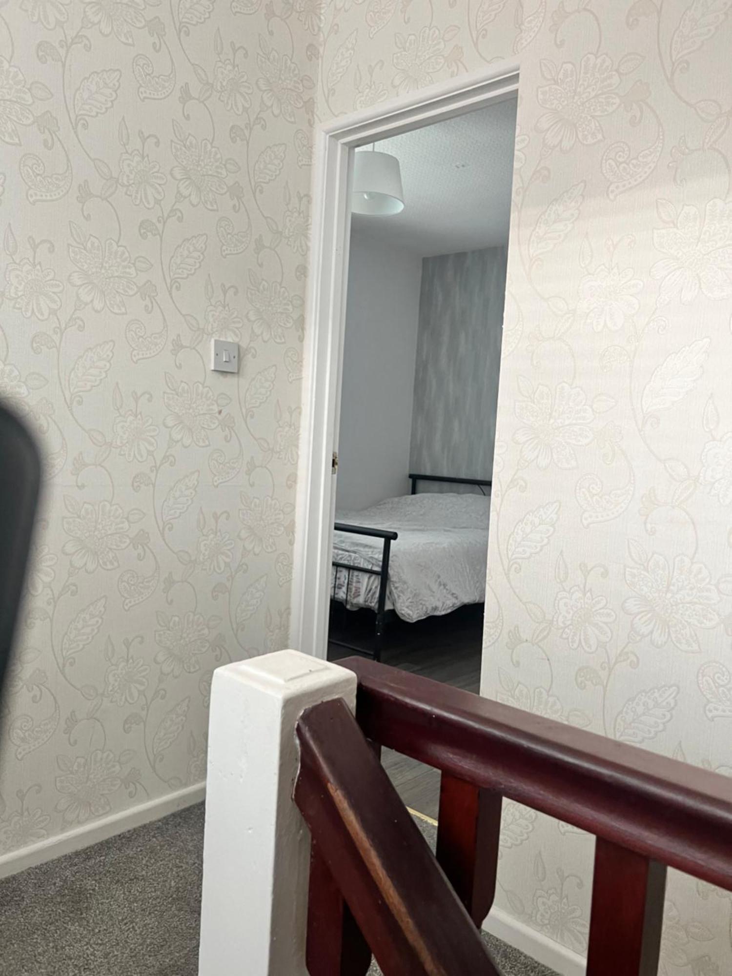 Macs Belfast Single Bedroom Exteriör bild