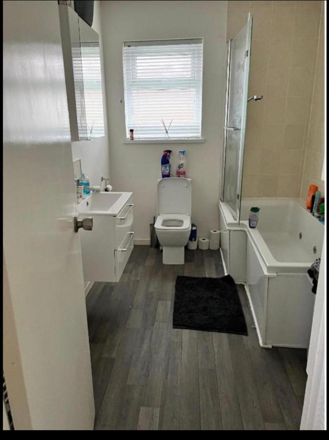 Macs Belfast Single Bedroom Exteriör bild