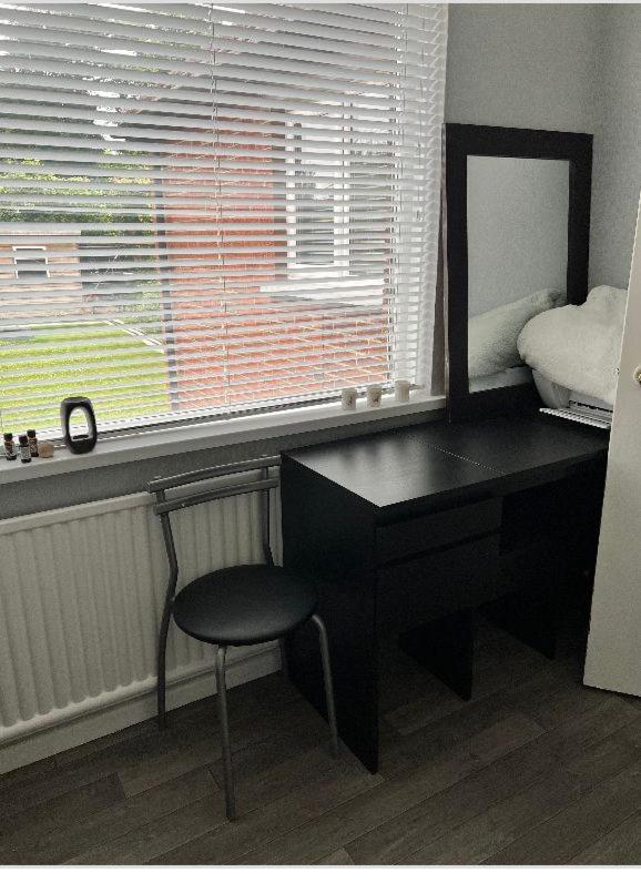 Macs Belfast Single Bedroom Exteriör bild